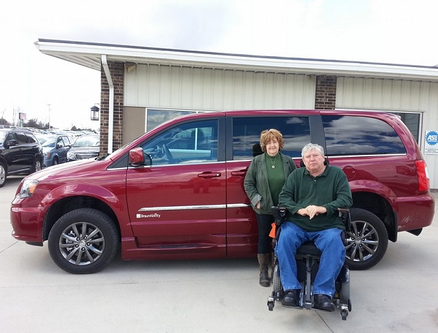  Chrysler Town & Country Monmouth Iowa